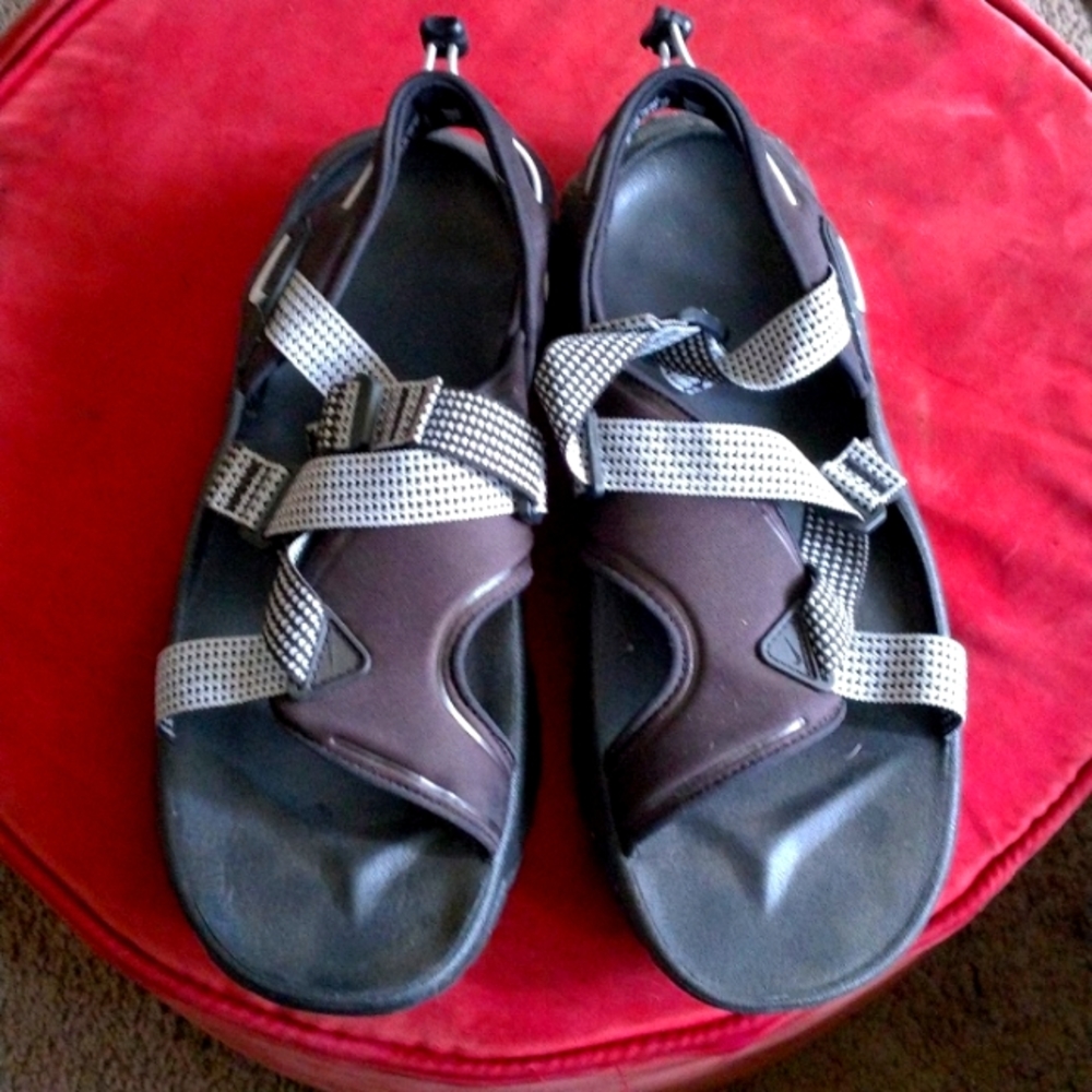 Sandles by nike